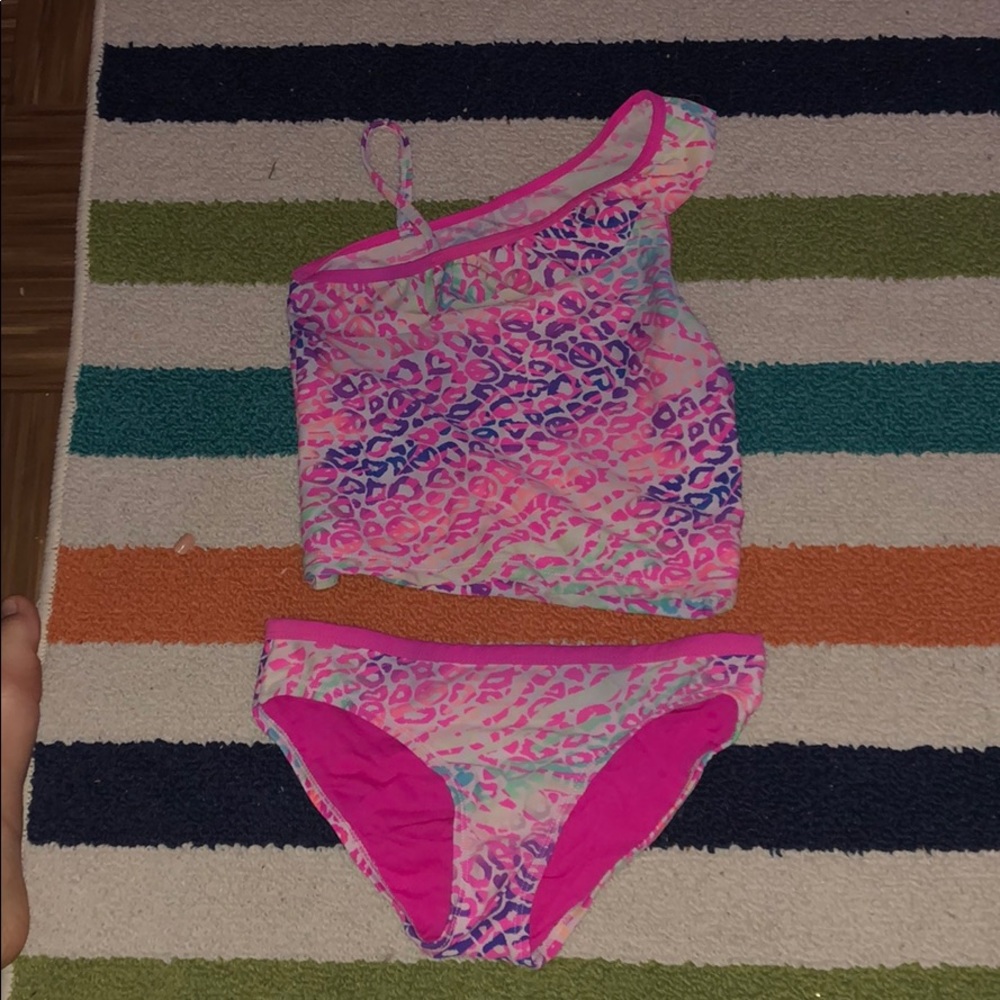 Girls bathing suit
